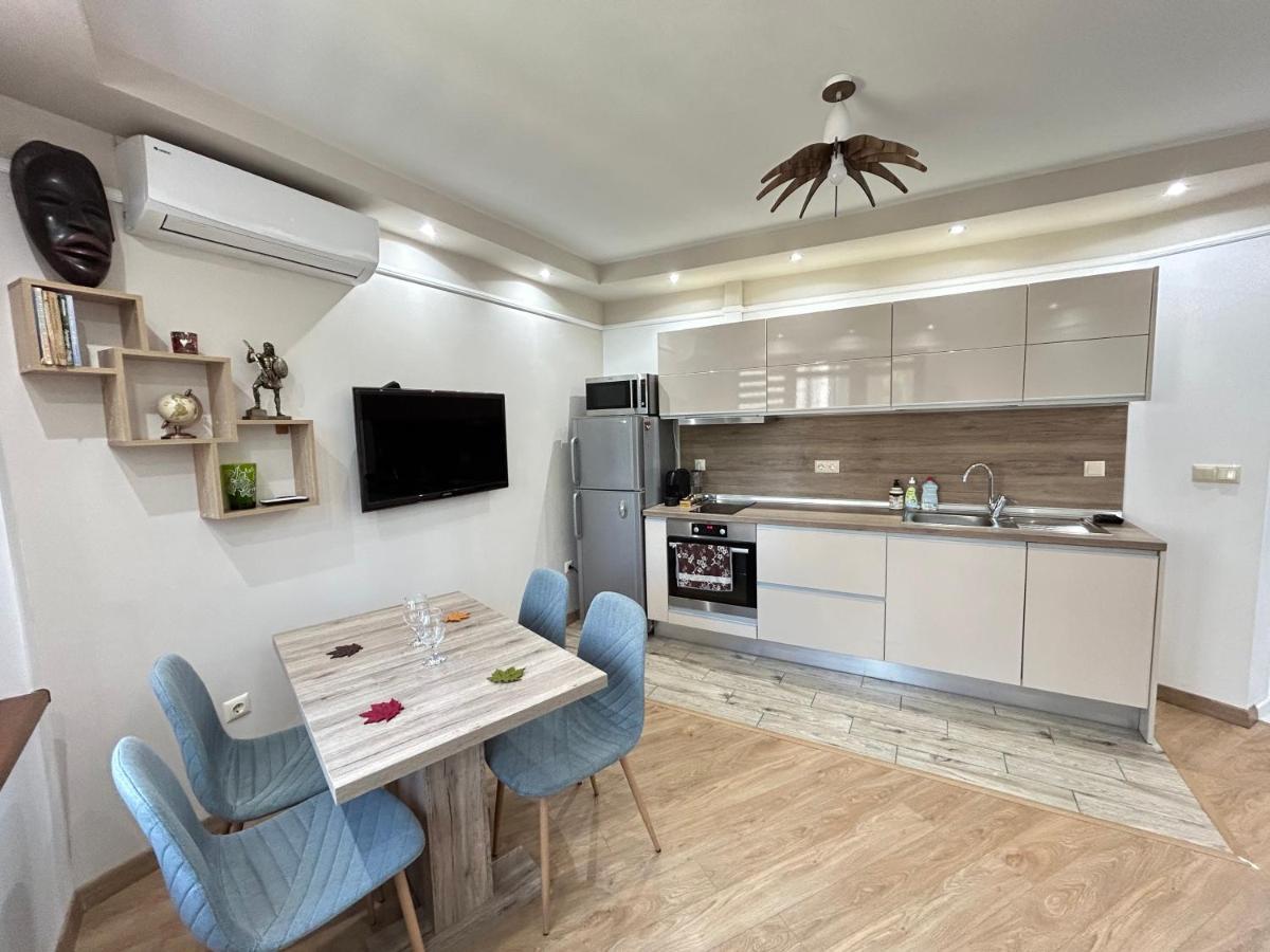 Apartament Deluxe Karina-Free Parking Burgas Stad Buitenkant foto