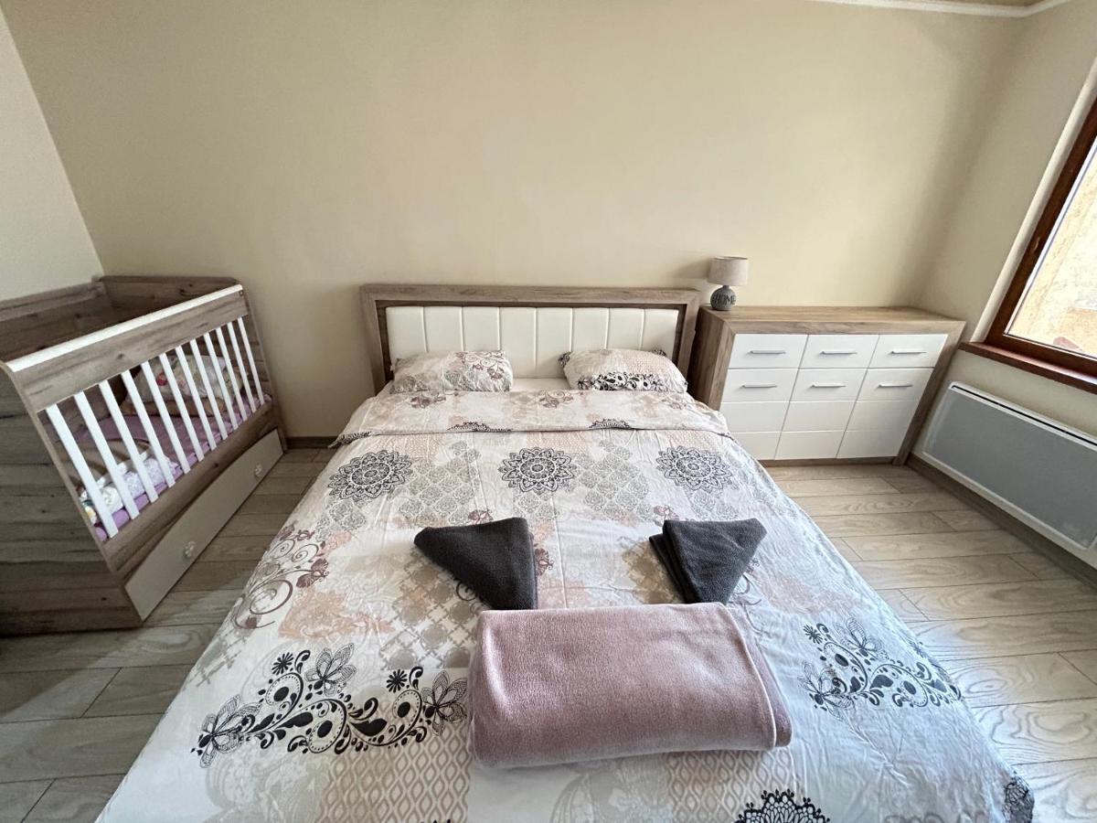 Apartament Deluxe Karina-Free Parking Burgas Stad Buitenkant foto