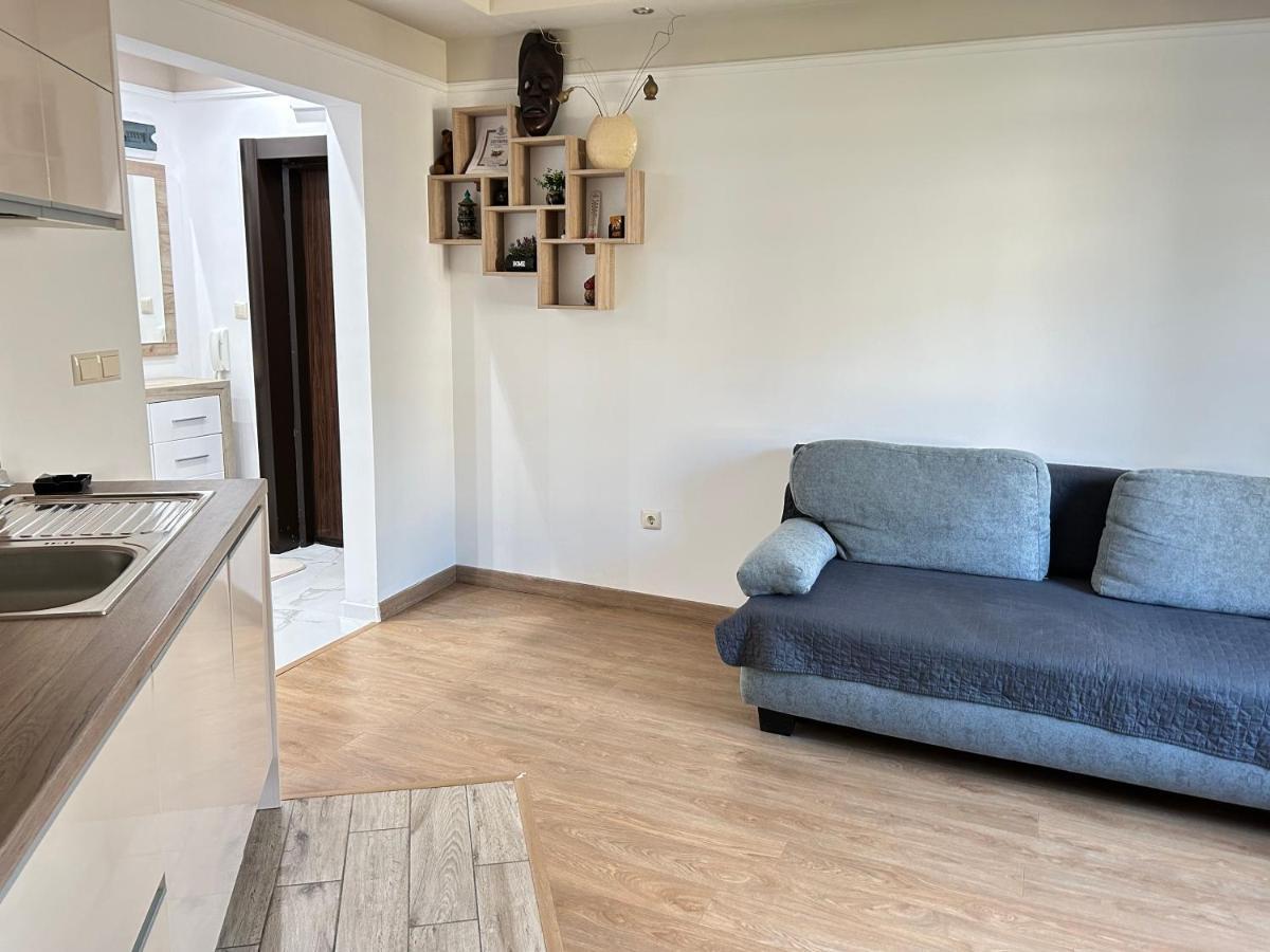 Apartament Deluxe Karina-Free Parking Burgas Stad Buitenkant foto